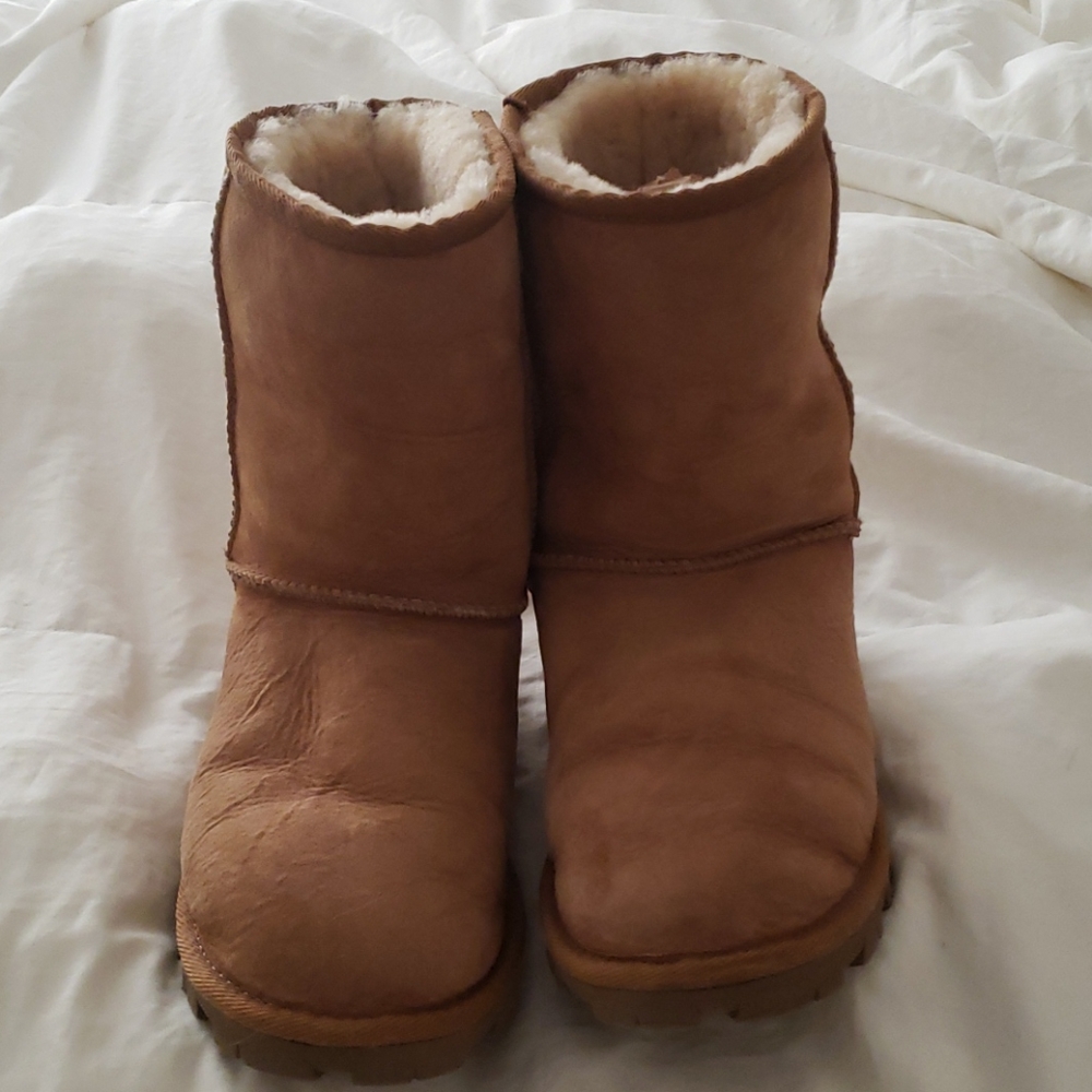 UGG Boots - Preloved